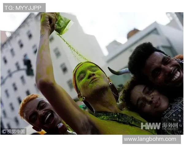 巴西足球明星夜店狂欢视频曝光引发热议球迷热情高涨